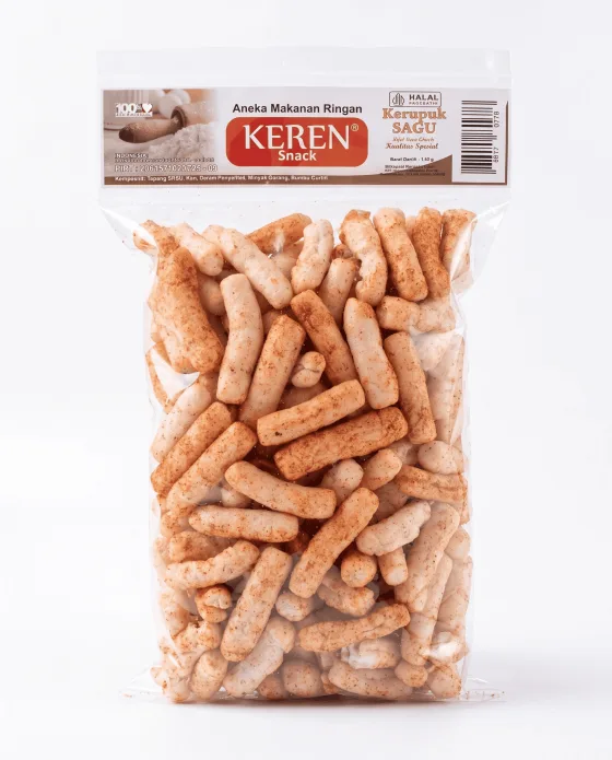 Camilan Kerupuk Sagu Pedas Renyah Keren Snack tampak isi kemasan